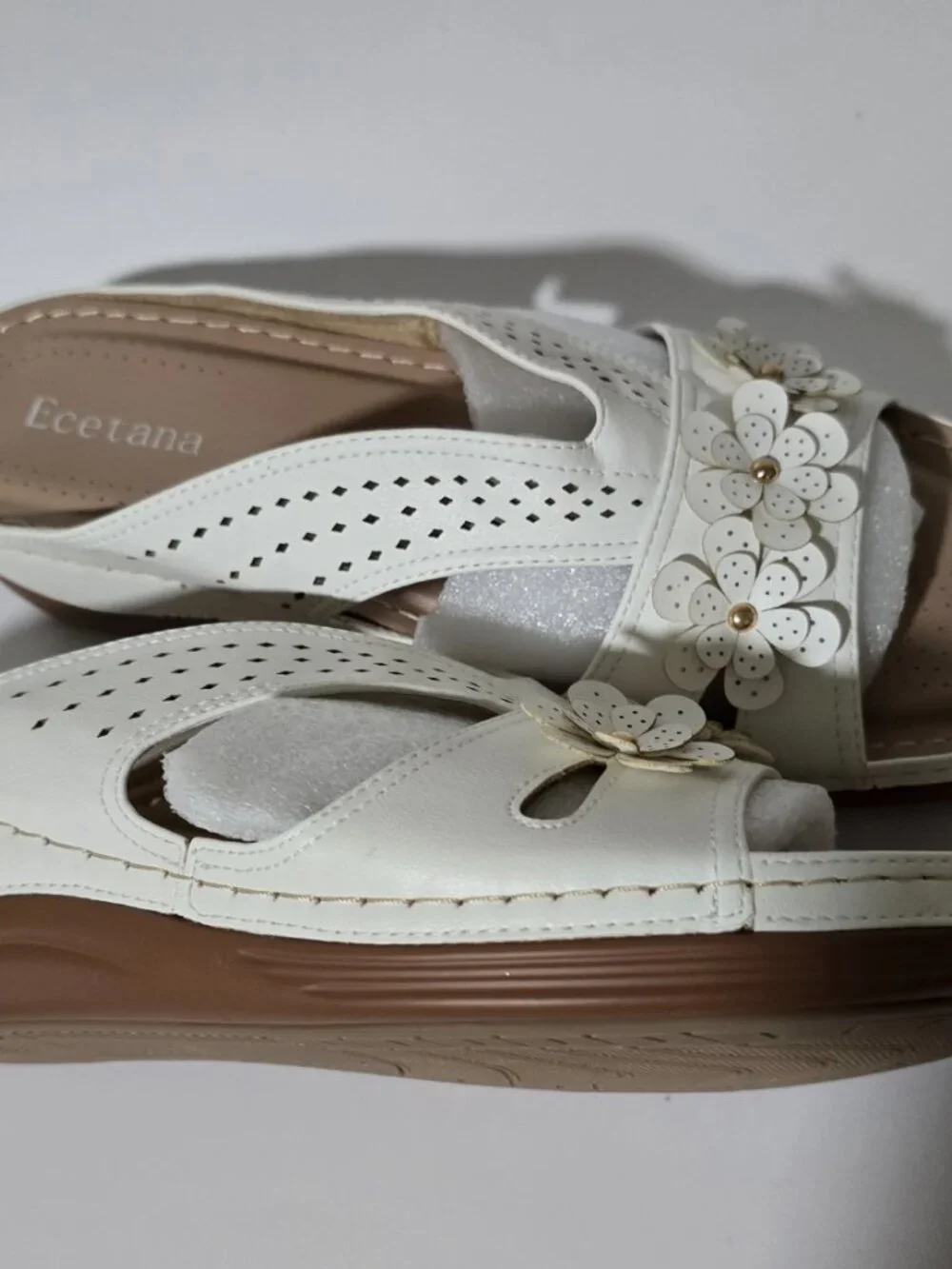 Size 44 White Ecetana Sandal Slide (New)